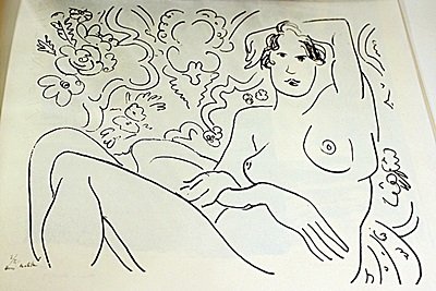 EXTREMELY RARE ORIGINAL LITHOGRAPH BY ARTIST HENRI: LITHOGRAPH IN THE MANNER OF HENRI MATISSE, BEARING THE SIGNATURE IN A LIMITED EDITION TITLED "NU BRAS GAUCHE SUR LA TETE (ARABESQUE V)", CIRCA 1926. Matisse’s discovery of his true profession came a