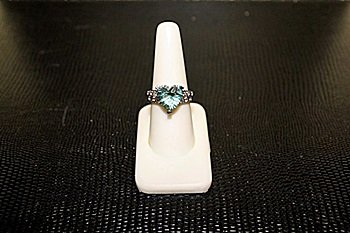 Lady's Very Stylish Gold over Silver "Hearts Design": Lady's Very Stylish Gold over Silver "Hearts Design" London Blue Topaz & Diamond Ring. London Blue Topaz approx 5 cts & Diamonds approx 1 ct VS1 color G.