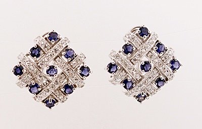 SILVER EARRING WITH IOLITE AND WHITE TOPAZ: EARRING STERLING SILVER STONE IOLITE FINISH POLISHED WEIGHT 4.00 CTS WEIGHT 11.00 GMS SHAPE RD LENGTH 1.00 INCH COLOR BLUE STONE WHITE TOPAZ SHAPE RD