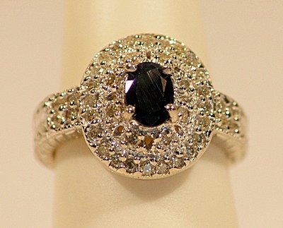 LADIES SAPPHIRE & DIAMOND RING: LADIES SAPPHIRE AND DIAMOND RING, SAPPHIRE IS APPROXIMATELY 1.50CT AND DIAMOND IS APPROXIMATELY 2.00CT VS1 CLARITY AND G COLOR