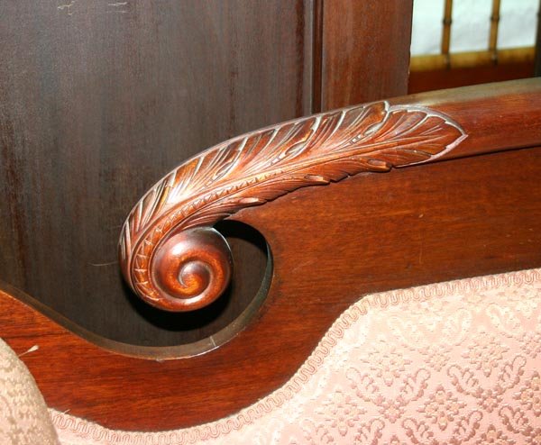Period American Federal Mahogany Sofa. Circa 1830 - 3