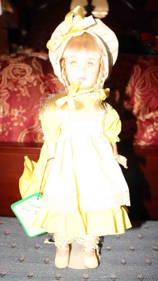 Effanbees Spring Four Season Doll 15.5": Effanbees Spring Four Season Doll 15.5"