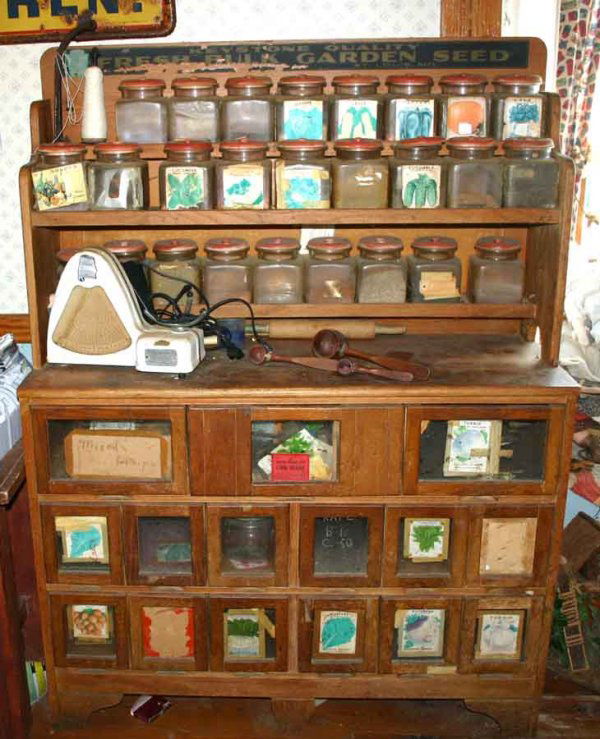 Antique Seed Bin "Keystone Quality Bulk Garden Oct 18, 2008 Grand