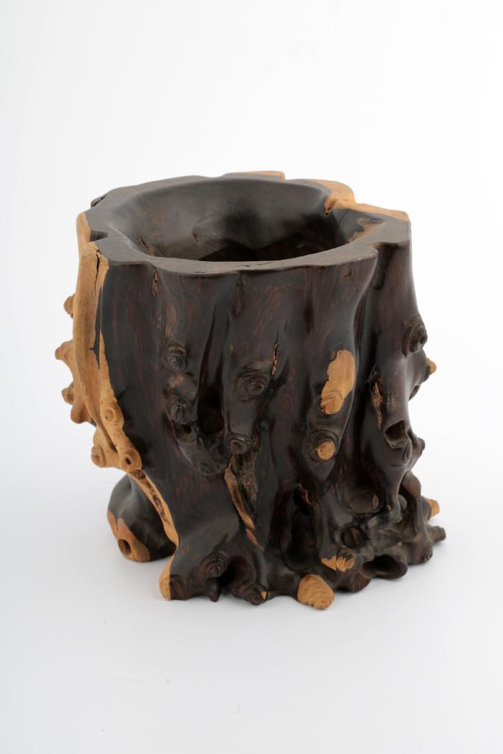 A CHINESE ROSEWOOD BRUSH POT (1 of 6)