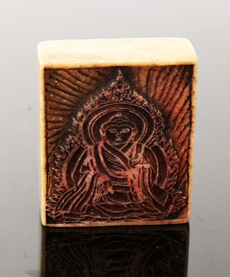 A SHOUSHAN STONES FIGURE OF BUDDHA SEAL WITH CARVING (1 of 6)