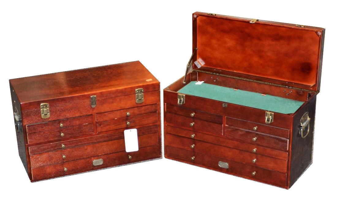 (2) M007 THOMAS MUSEUM SERIES OAK FINISHED COLLECTOR'S (1 of 9)