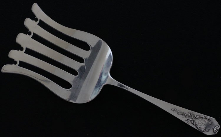 Whiting Silver Madam Jumel Asparagus Serving Fork: Est $ 100 - 150 Whiting Silver Madam Jumel Asparagus Serving Fork • made by Whiting Manufacturing Co. of New York, NY and was designed in 1909 • bears the marks: (W with griffin), STERLING, PAT 19