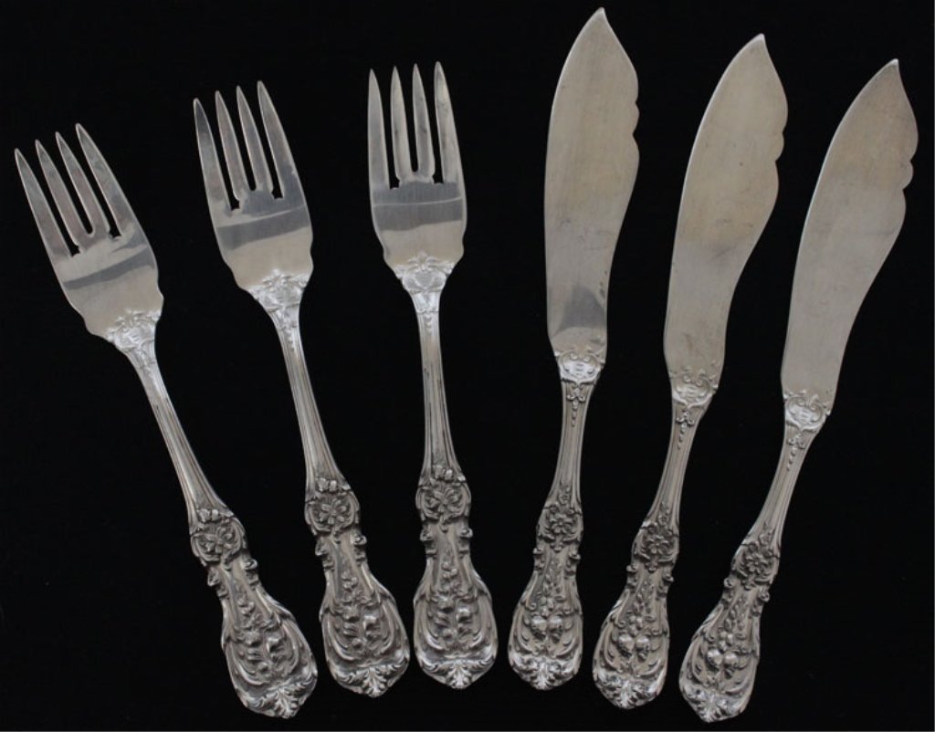 3 Reed & Barton Silver Fish Forks & Knives Sets: Est $ 300 - 500 3 Reed & Barton Silver Fish Forks & Knives Sets • made by Reed & Barton of Taunton, MA and was designed in 1907 • bears the marks: Reed & Barton, STERLING • 8 1/4" in length (kni