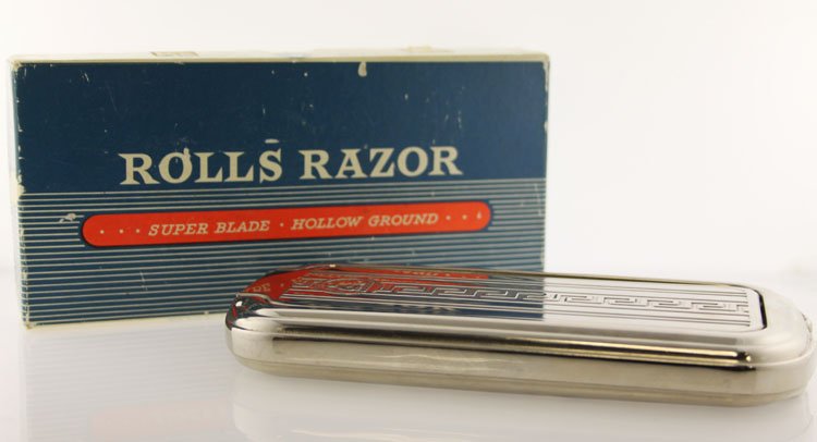 Vintage Rolls Razor “Viscount” Model: Est $40 - 65 Vintage Rolls Razor “Viscount” Model Vintage Rolls Razor “Viscount” Model Made in England Original Box with Papers. Vintage Rolls Razor Viscount Model made in England. Instruction