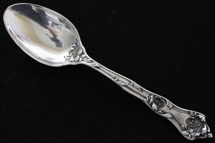 Reed & Barton Silver Intaglio Teaspoon: Est $ 40-60 Reed & Barton Silver Intaglio Teaspoon made by Reed & Barton of Taunton, MA and was designed in 1905 bears the marks: (eagle-R-lion), STERLING, PAT APPL'D FOR, A STOWELL & CO 5 7/8" in len