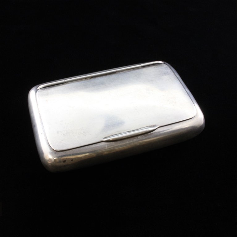 Gorham Sterling Box: Est $ 65-75 Gorham marked box with a vermeil interior, marked sterling and 735. The box has a few dents on the corners 3 1/2" wide x 2 1/3" long x 1/2" wide and weighs 2.02 ozt