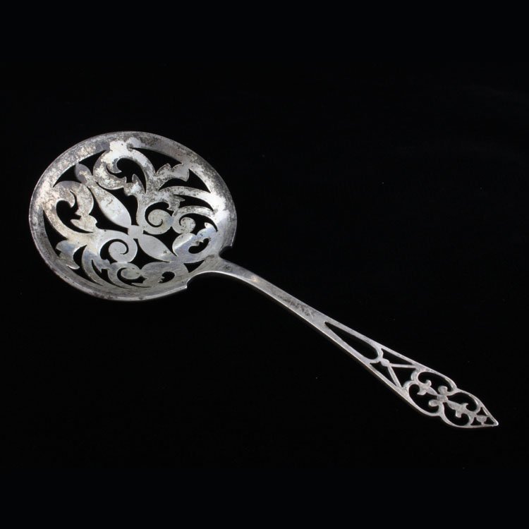 Watson Co. King George Bon Bon Spoon: Est $ 60-100 Sterling bon bon spoon made by The Watson Co. with the 1920 King George pattern. The spoon has some discoloration and is marked sterling next to the Watson Co. makers marks on the reverse