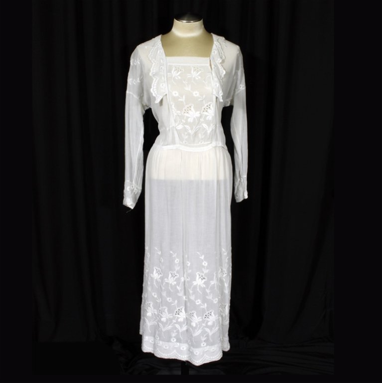 Vintage White Cotton Dress: Est. $ 200 - 300 1910 white cotton dress with machine embroidery. 36" bust, 27" waist and 34" long.