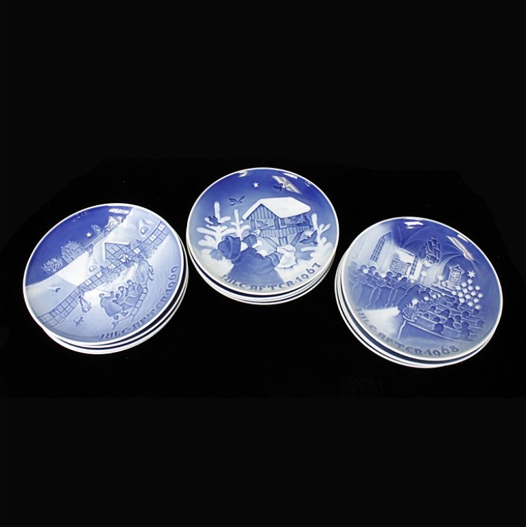 Set of 12 Bing & Grondahl Christmas Plates: Est $ 100-200 Bing & Grondahl Christmas plates with assorted dates and pictures. All marked B&G Denmark and measure 7 1/8" in diameter.