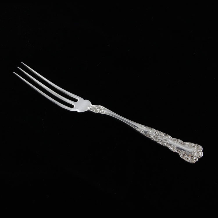 Gorham Sterling Silver Strawberry Fork: Est. $15 - 20 Gorham Sterling Silver Strawberry Fork. Sterling silver strawberry fork by Gorham in the Buttercup pattern. Measures 4 5/8" long. Weighs .40 ozt. Marks: Gorham makers mark, sterling.