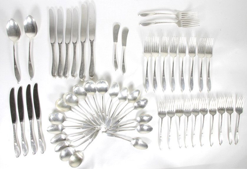 51 Pcs Wallace Wishing Star Sterling Flatware (1 of 2)