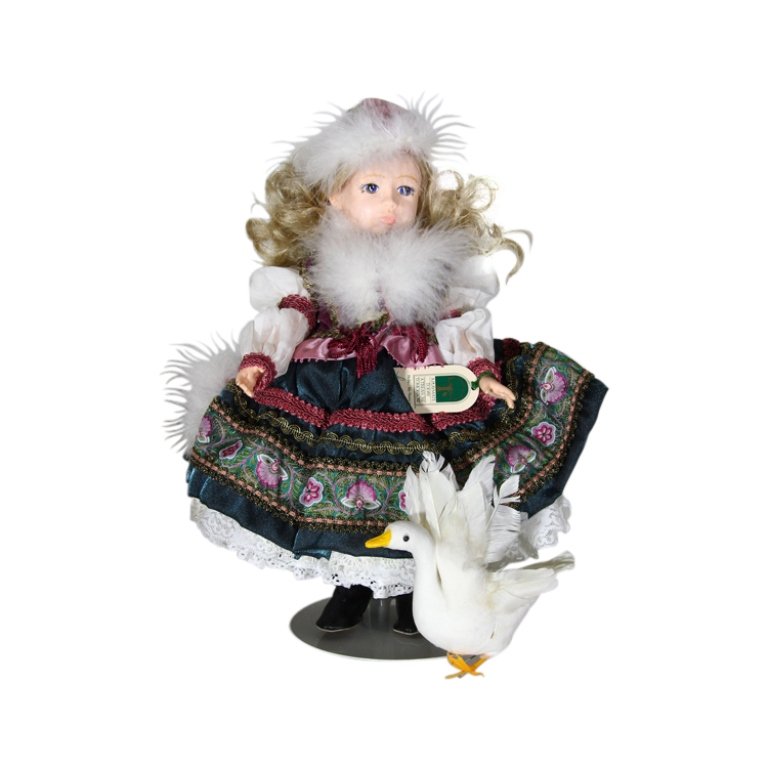 Robin Woods Larissa Doll (1 of 1)