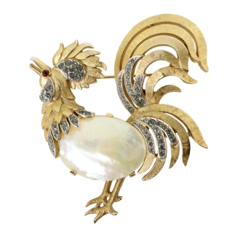 Vintage Crown Over Trifari Bird Brooch (1 of 3)