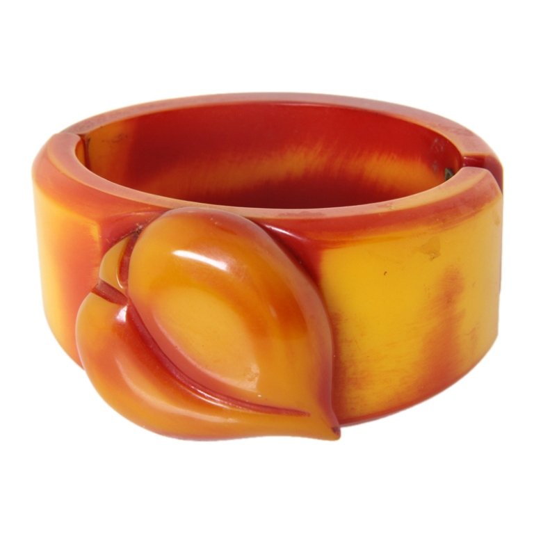 Vintage Bakelite Bangle Bracelet (1 of 3)