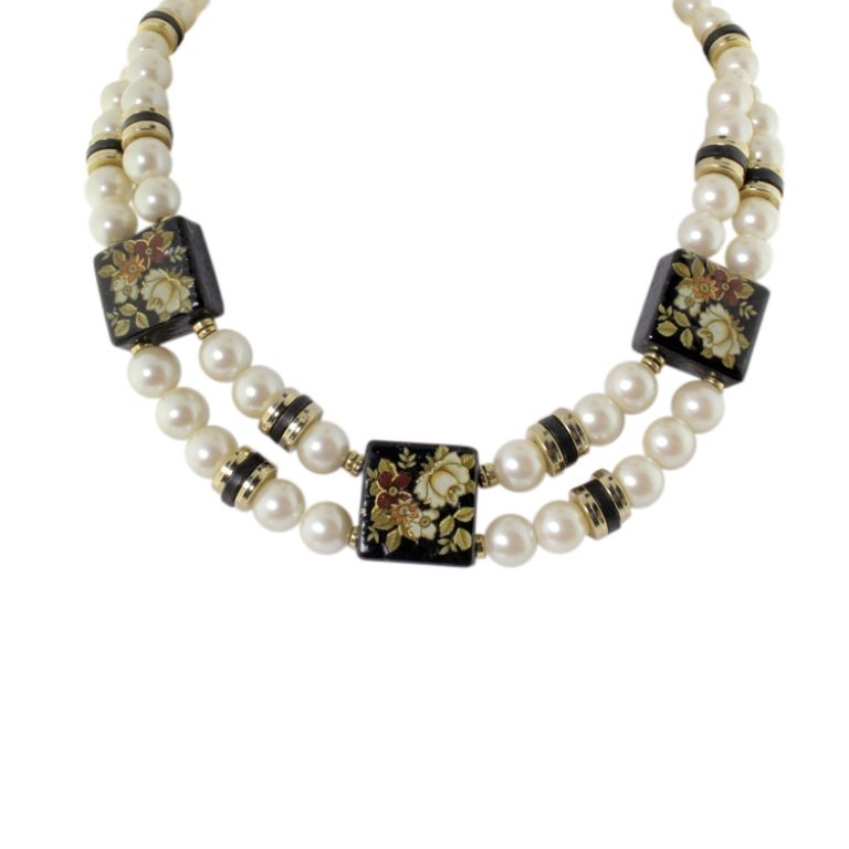 Faux Pearl Asian StyleNecklace (1 of 2)