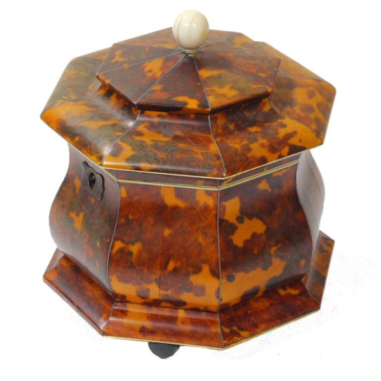 Vintage Tea Caddy and Cigarette Box (1 of 8)