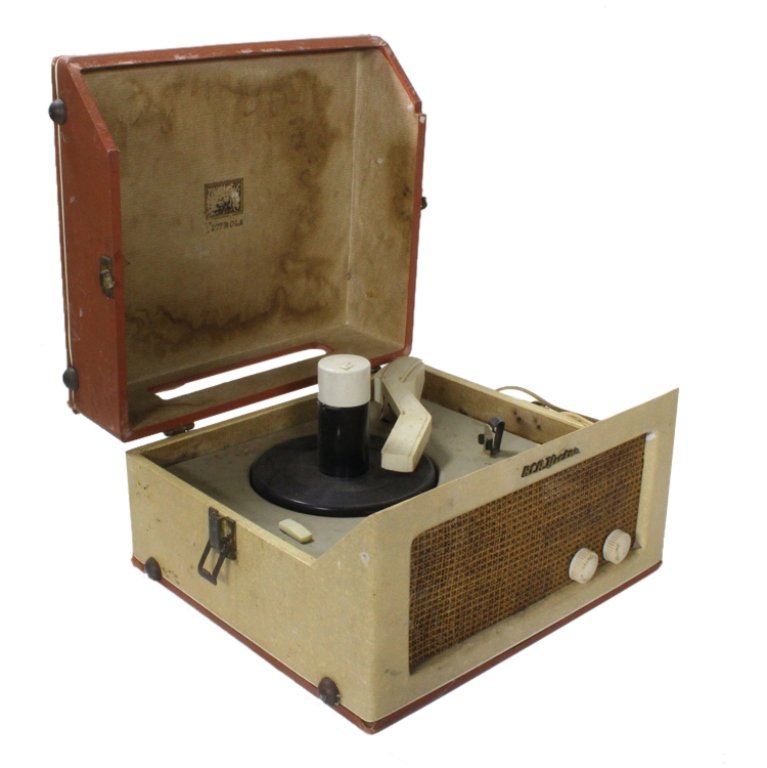 RCA Victrola (1 of 4)