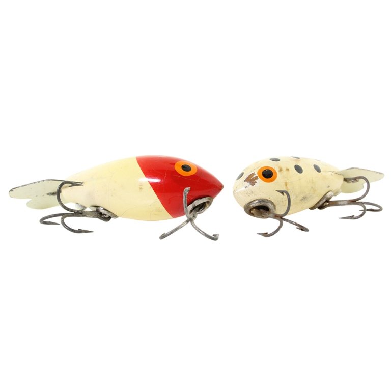 Lot of 2 Vintage Wooden Fishing Lures: Est. $ 20 - 30 Lot of 2 Vintage Wooden Fishing Lures.