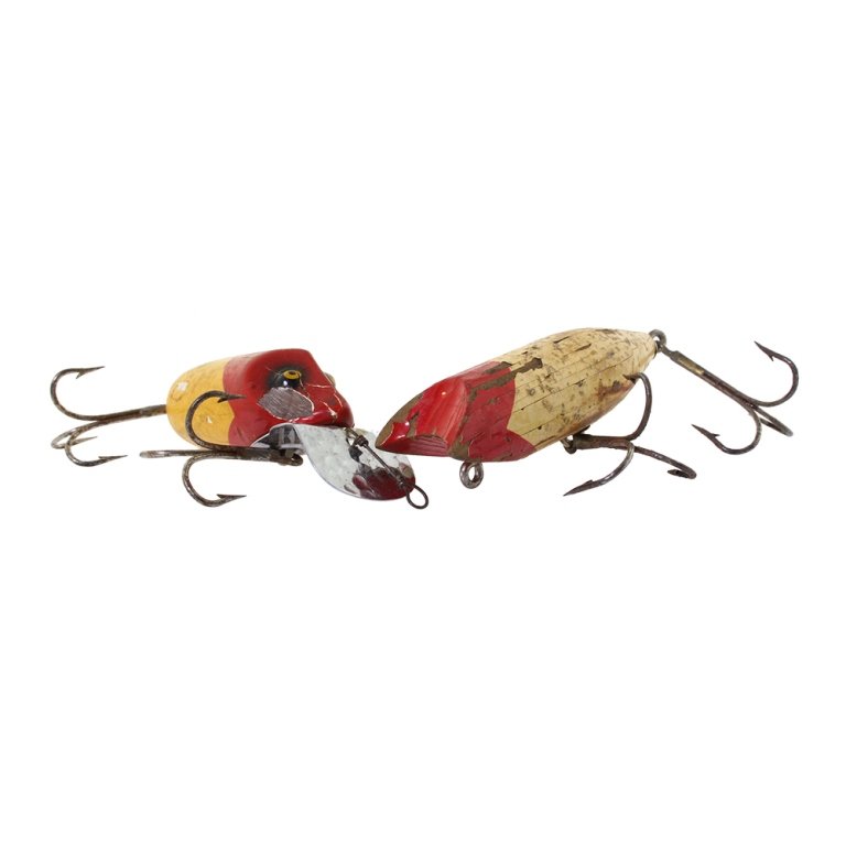 Lot of 2 Vintage Wooden Fishing Lures: Est. $ 20 - 30 Lot of 2 Vintage Wooden Fishing Lures.