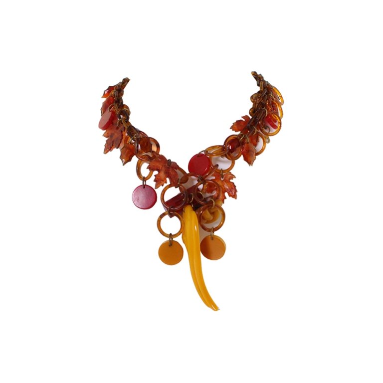 Vintage Plastic Necklace (1 of 3)