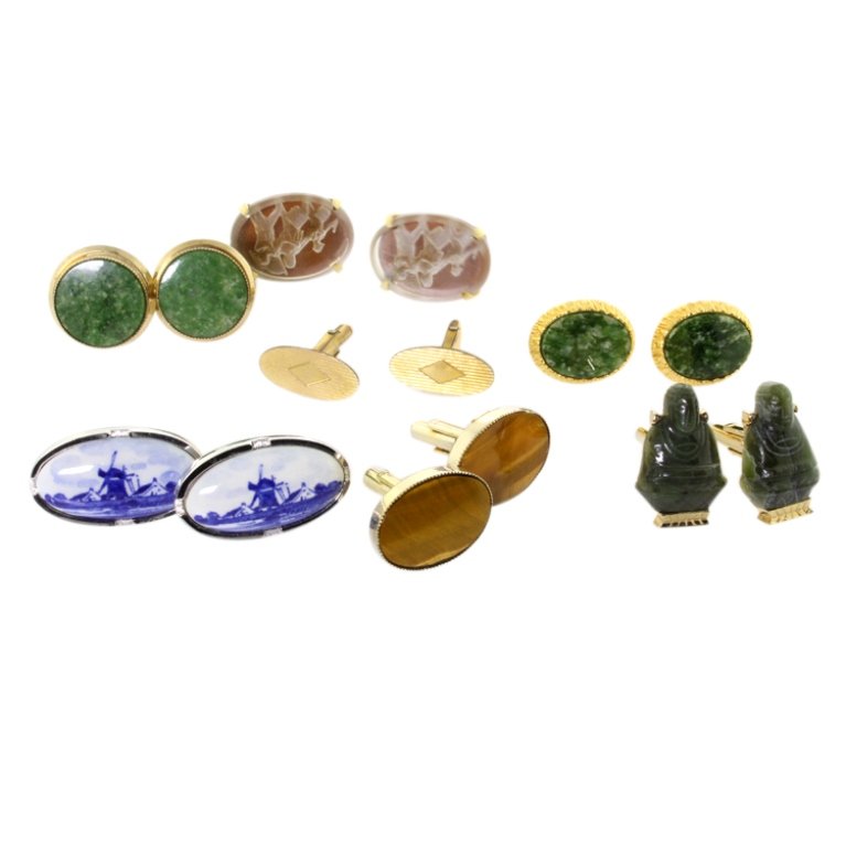 Lot of 7 Pairs of Cufflinks: Est. $ 20 - 30 Lot of 7 Pairs of Cufflinks. JC, Swank, Dante.