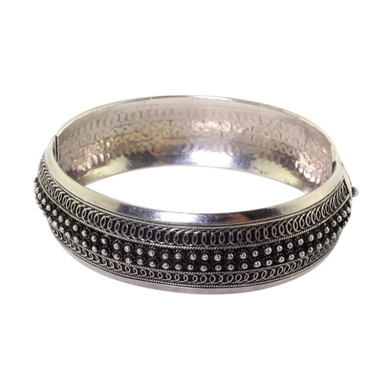 Sterling Hinged Bangle (1 of 2)