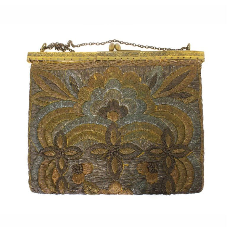 Vintage Woven Purse (1 of 3)