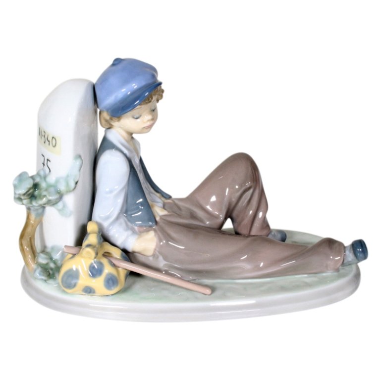 Lladro Time to Rest #5399 Retired (1 of 3)