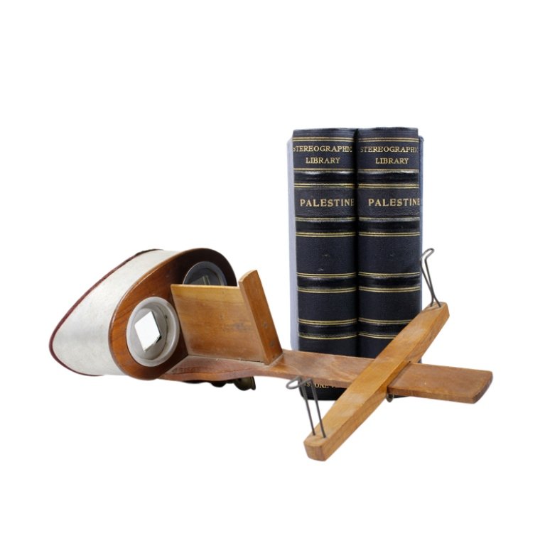 Underwood and Underwood Stereoscope and Cards(100): Est. $ 150 - 200 Underwood and Underwood Stereo Scope and Cards(100). Cards of Jerusalem and Palestine, France and other European Places.