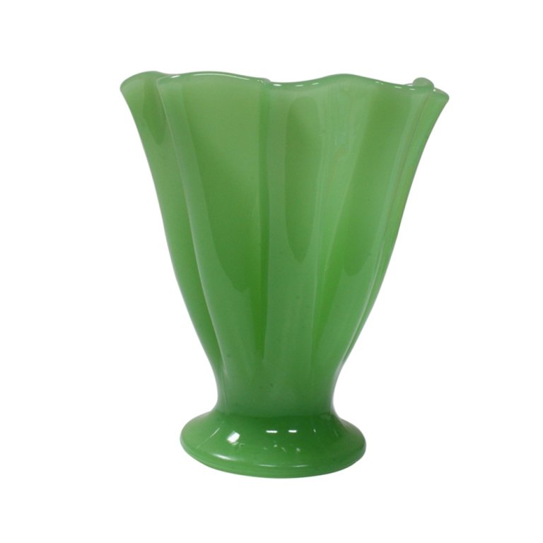 Fenton Jadeite Handkerchief Fold Vase: Est. $ 20 - 45 Fenton Jadeite Handkerchief Fold Vase. Green jadeite glass vase. Height 8 inches, width at base 4 inches, throat of vase 6.75 inches. Blown into a four piece mold non UV reactive.