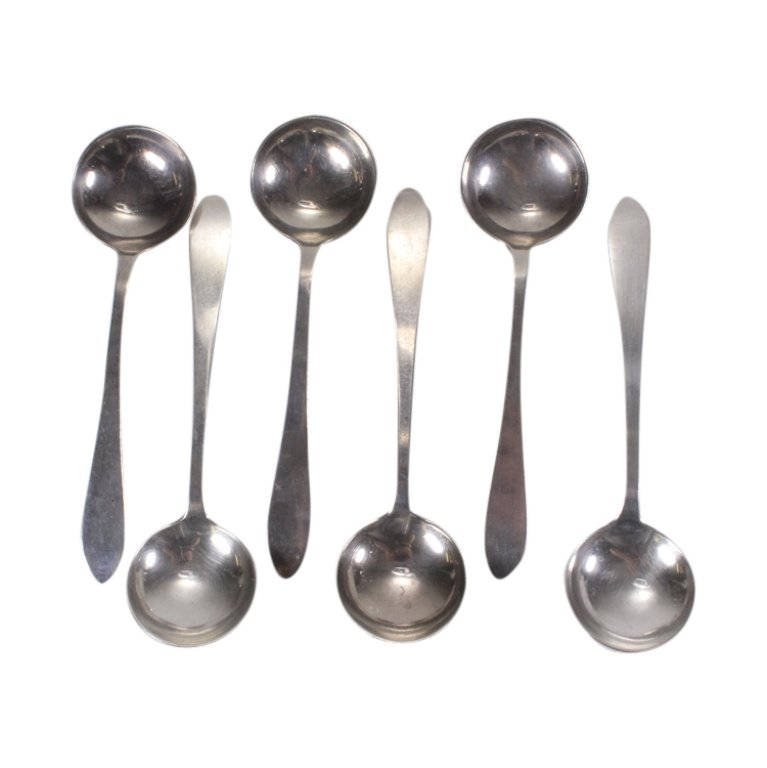 Set of 6 Tiffany and Co Sterling Soup Spoons (1 of 2)