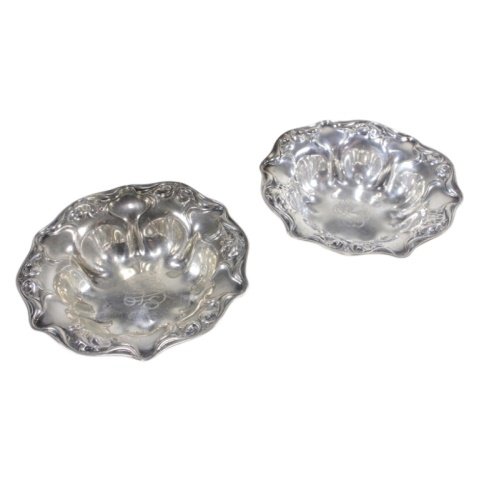 Pair of Wallace Sterling Nut Bowls (1 of 3)