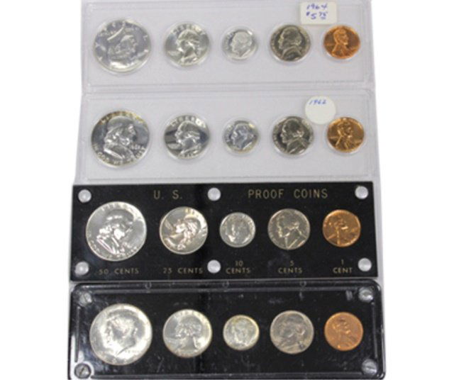(4) US Proof Set Coin in Cases (1 of 1)