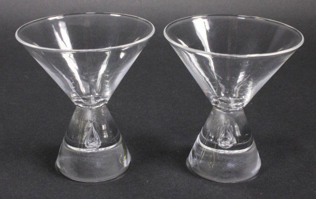 Set of 2 Steuben Teardrop Cocktail Glasses (1 of 3)
