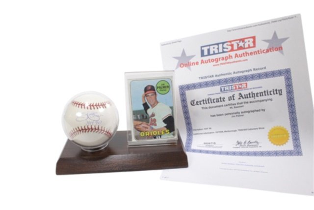 Jim Palmer Orioles Signed Baseball with Card (1 of 3)