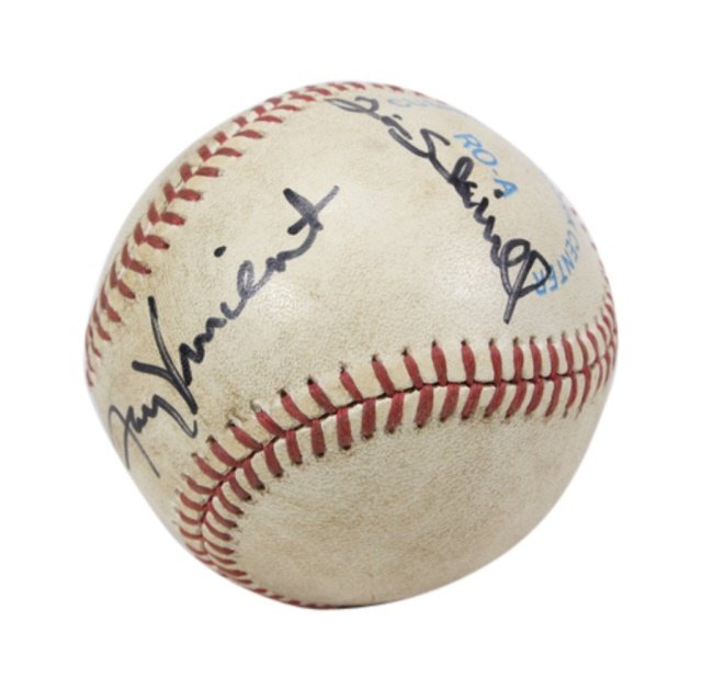Fay Vincent MLB Commissioner Signed Baseball (1 of 2)