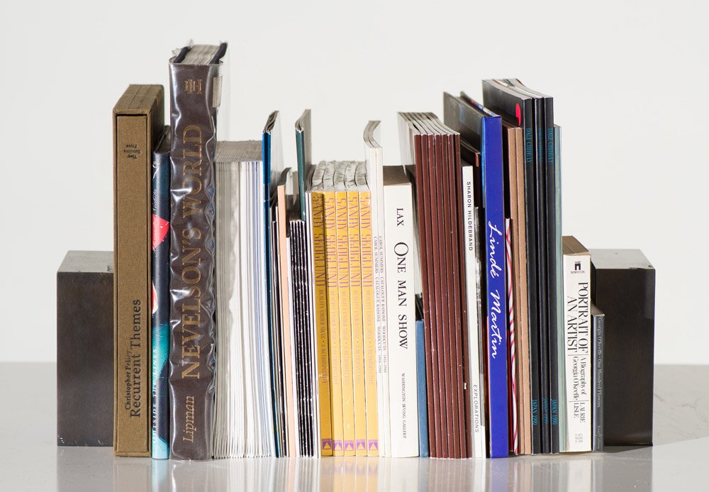 Various Artist Books (74 Books / Catalogs): 'Various Artist Books (74 Books / Catalogs)' Books / Catalogs Artist Catalogs: (2) Jim Dine; (3) Dale Chihuly; (5) Eugene Bavinger; (7) John Fincher; (2) Dick Mason; (2) Carol Summers; (4) David Krais