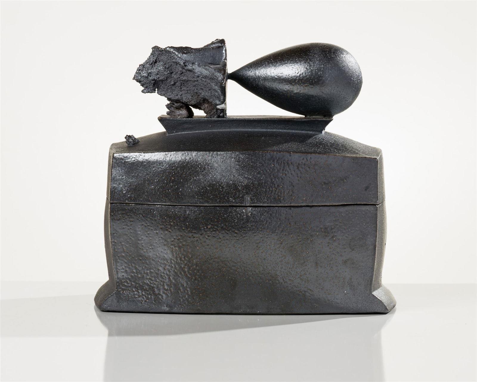 Chris Staley Box with Oval-Handled Lid, 2009 (1 of 4)
