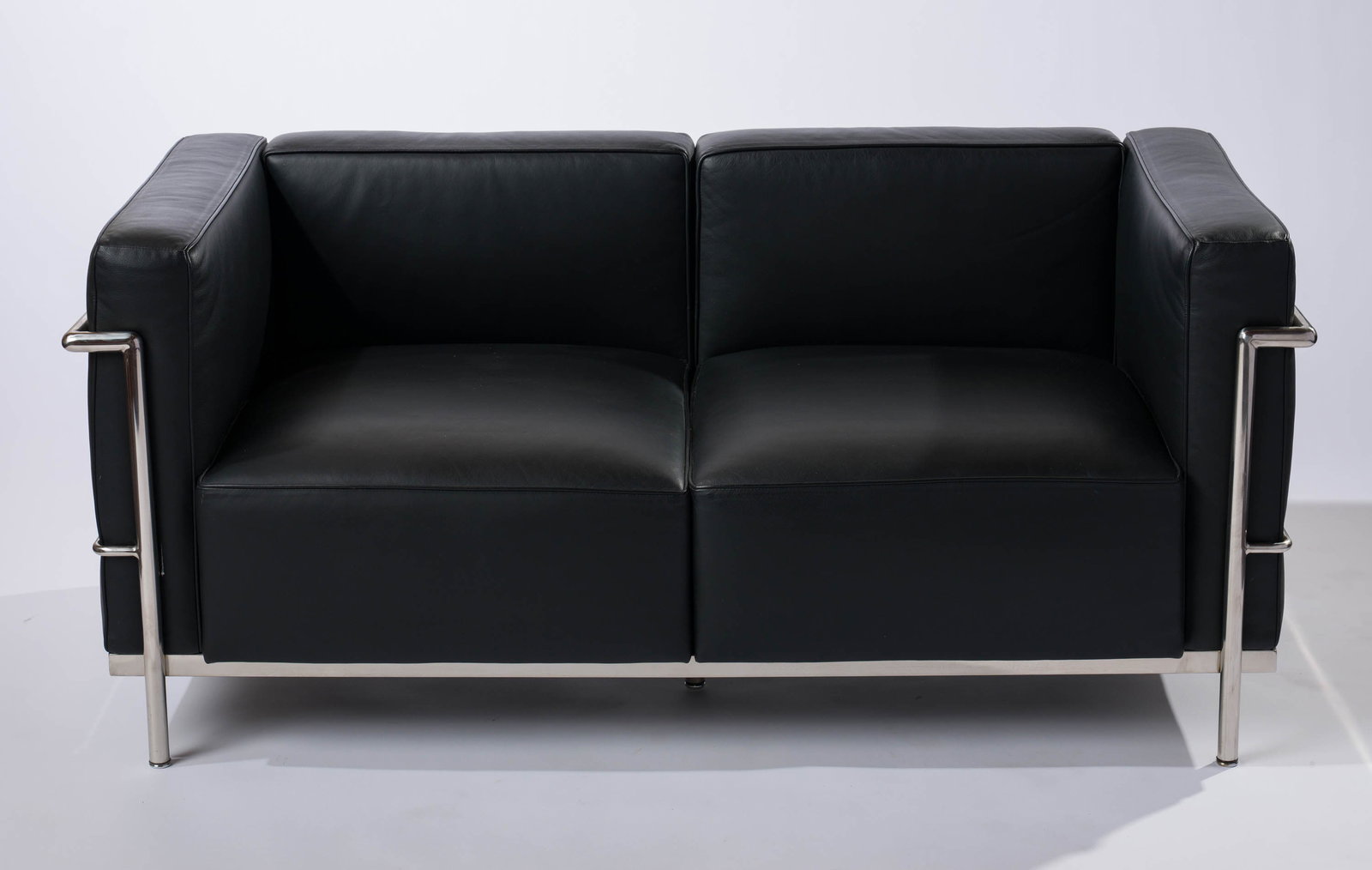(after) Le Corbusier Cuscino Grande Loveseat, produced 2010 (1 of 4)