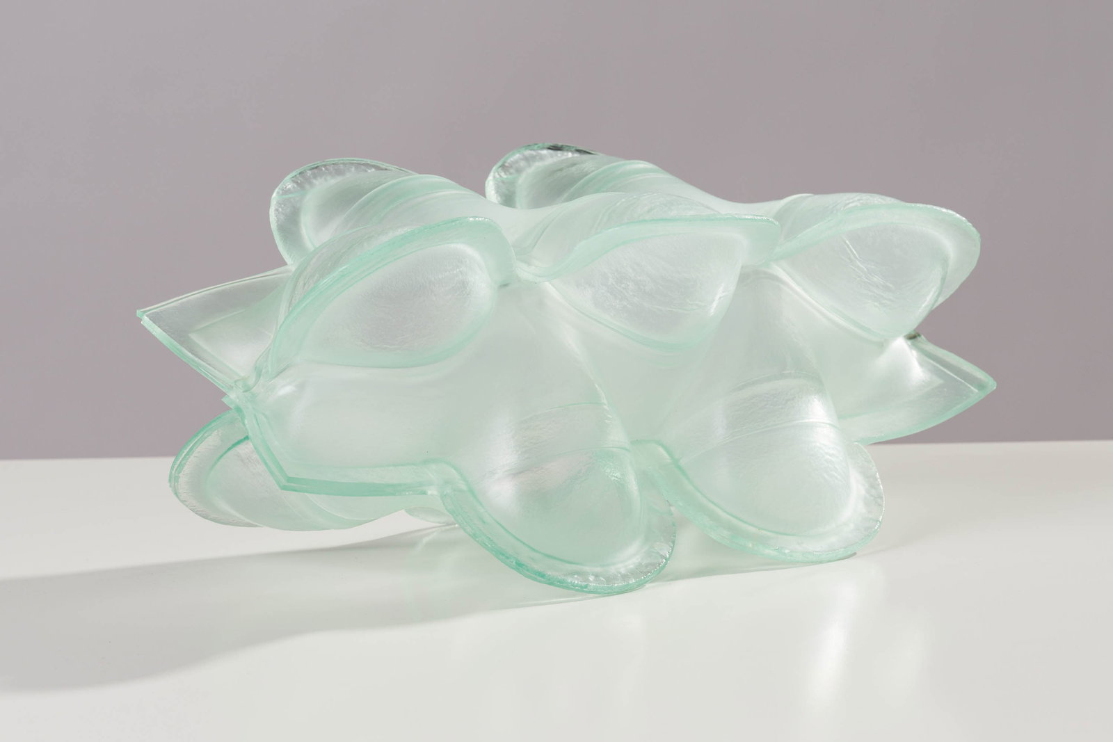 Matthew Szosz Pillows, 2012: Matthew Szosz (American, b. 1974) Pillows, 2012 Fused and inflated glass 6.5 x 15 x 7.5 (in) Incised Sz?sz 2012, lower edge $800 - $1,200