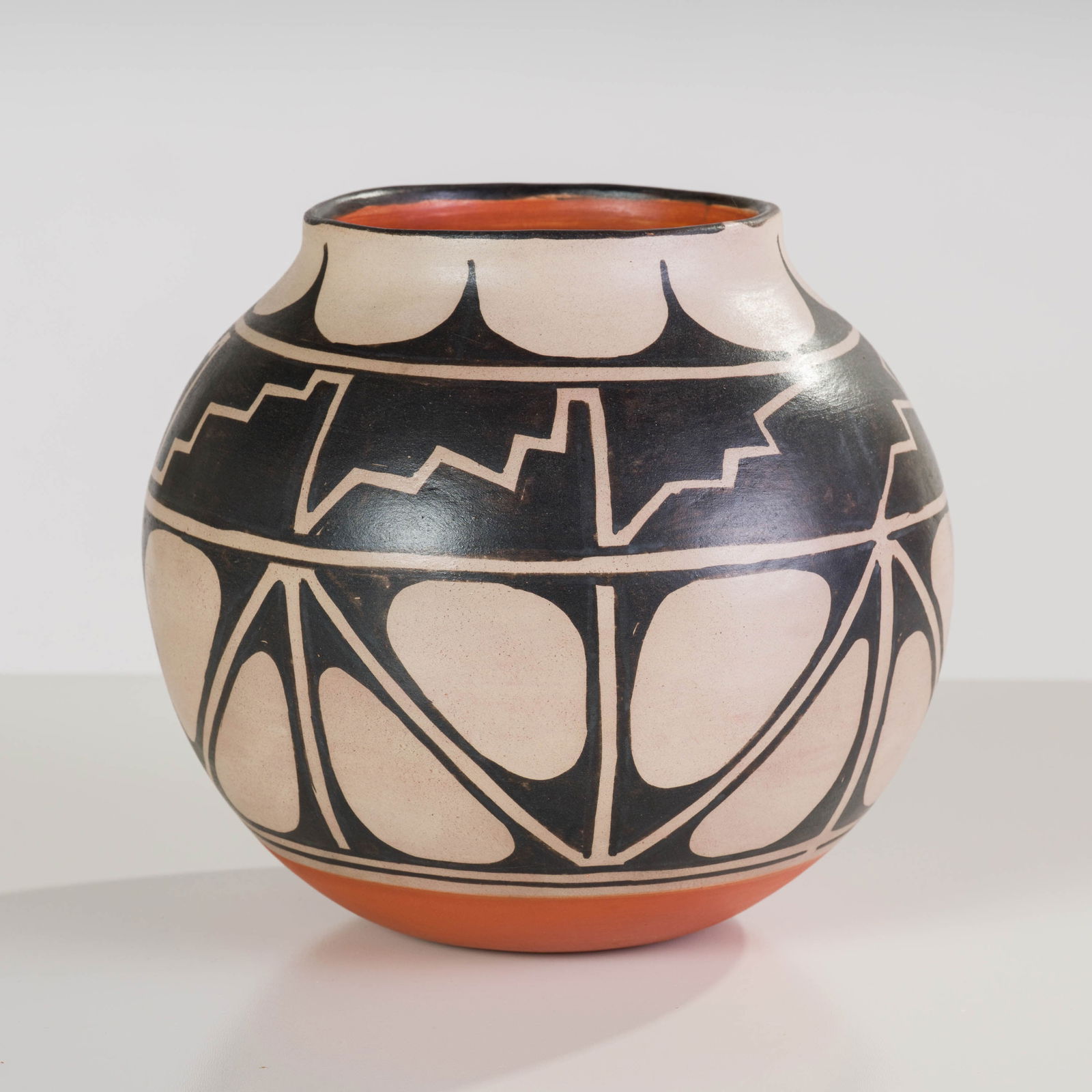 Robert Tenorio Jar with Interior Fish Design, 2000 (1 of 4)