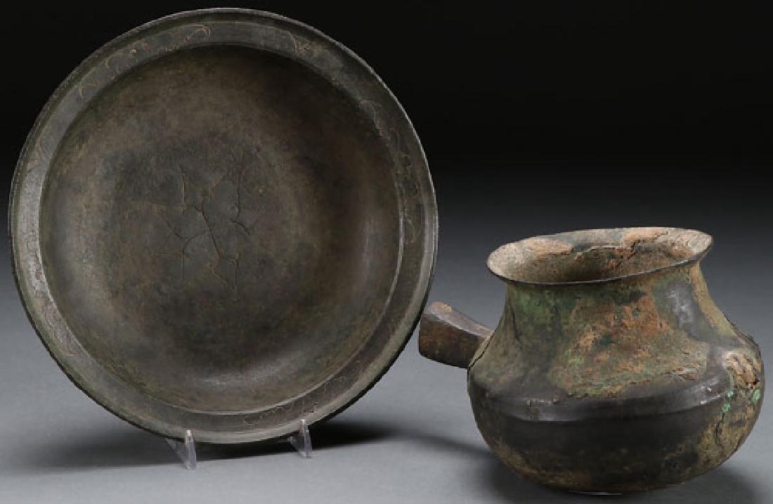 A PAIR OF ANCIENT CHINESE BRONZE VESSELS (1 of 1)
