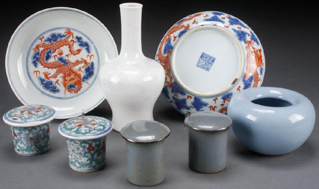 8 PC CHINESE DECORATED PORCELAIN (1 of 10)