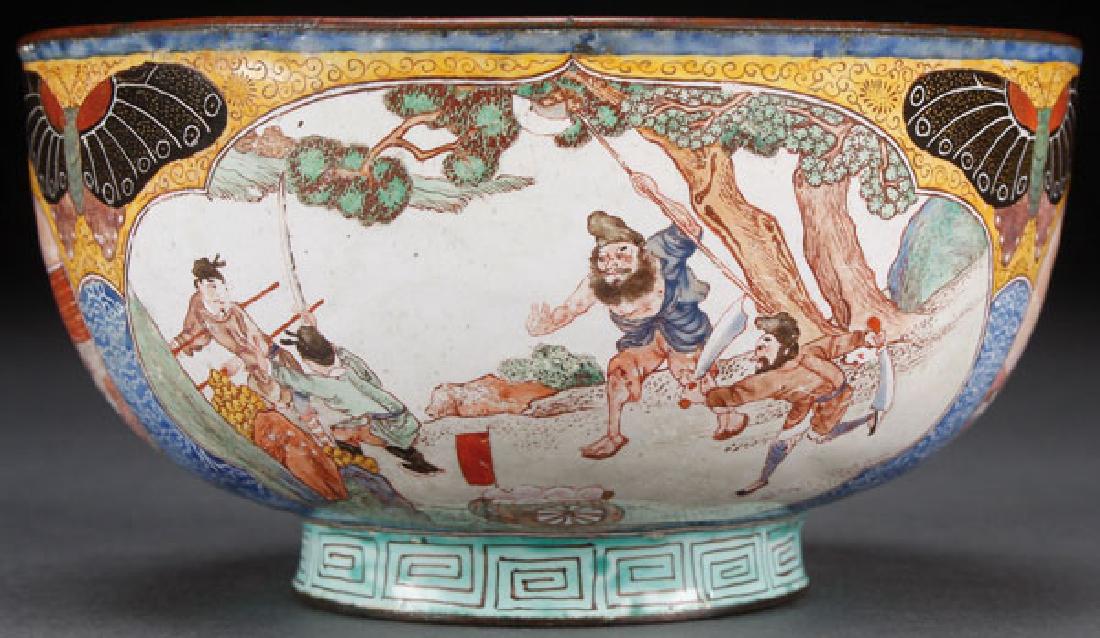 A VERY FINE CHINESE CANTON ENAMEL SCENIC BOWL (1 of 1)