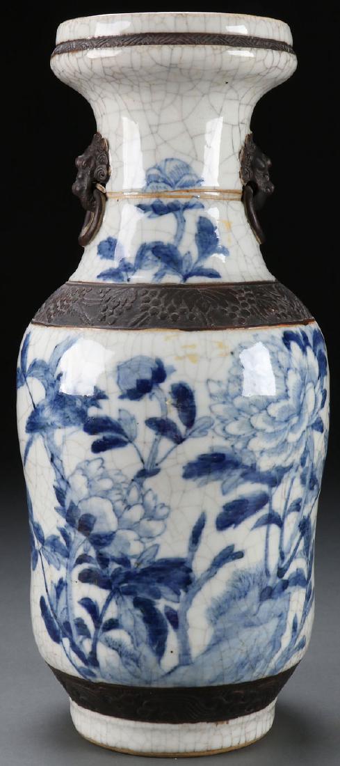 CHINESE CRACKLE GLAZE VASE (1 of 1)